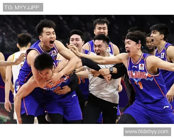 深圳篮球队反击体系解析：战术运用与实战效果的全面探讨